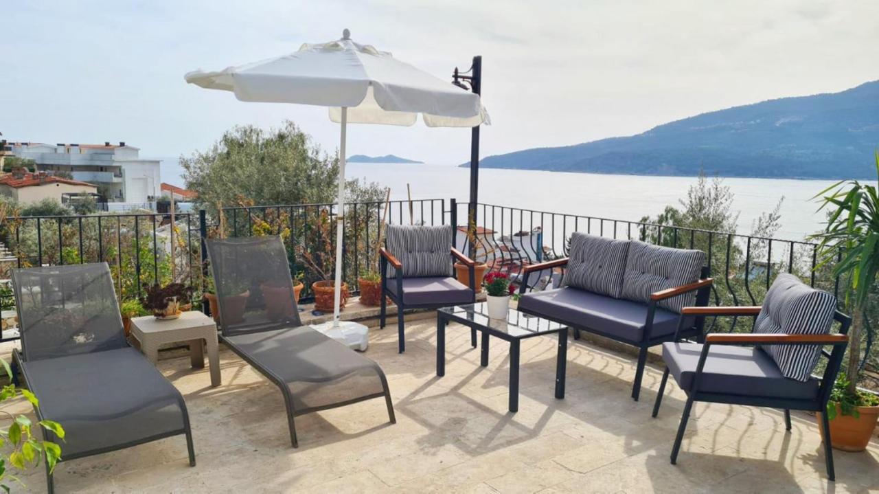 Shared Pool Flat Located 3 Min To Beach In Kalkan Lägenhet Exteriör bild